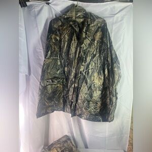 Realtree Polyvinyl Men's Camo Rain Jacket & Pants Set XL/2XL 8033